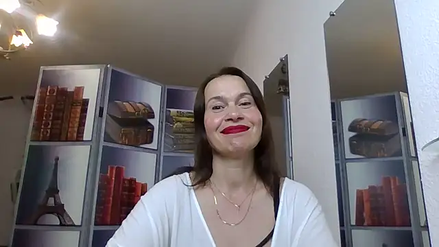 Selena Moo online show from May 2026 08:04:02 PM