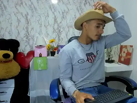 Dominic Blaze online show from March 2026 07:40:01 PM