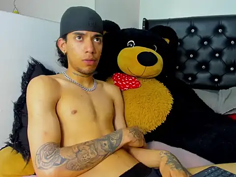 Ryder-Stone online show from May 2026 08:38:01 PM