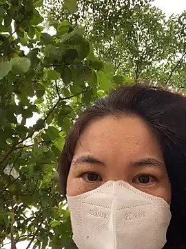 Snapshot of SeraCin chatting on March 2026 07:45:02 AM SeraCin online show from March 2026 07:45:02 AM