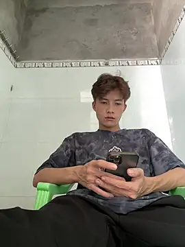 Nguyencuong1999 online show from May 2026 04:40:01 AM