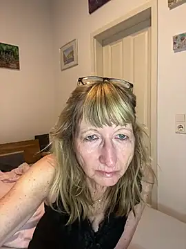 MatureKim online show from May 2026 08:49:02 PM