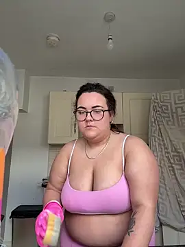 Khloeross online show from May 2026 02:24:02 PM