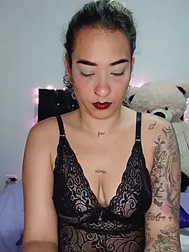 Melina-54 online show from May 2026 07:51:02 PM