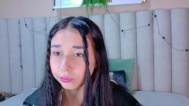 StarrMoon   online show from June 2026 02:56:02 AM