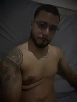 Snapshot of euevcnacama chatting on March 2026 02:17:02 AM euevcnacama online show from March 2026 02:17:02 AM