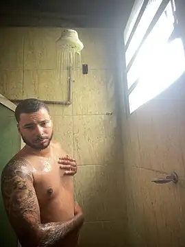 Snapshot of euevcnacama chatting on March 2026 01:44:02 PM euevcnacama online show from March 2026 01:44:02 PM