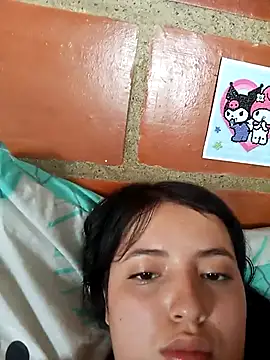 violetascottt online show from April 2026 03:32:02 PM