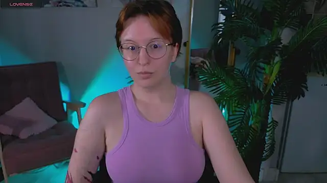 Snapshot of arizzzona_baby chatting on April 2026 01:58:02 PM arizzzona baby online show from April 2026 01:58:02 PM