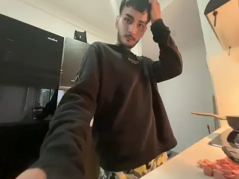 Snapshot of Velvet_man chatting on March 2026 12:50:02 PM Velvet man online show from March 2026 12:50:02 PM