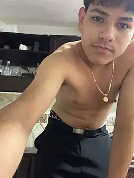Snapshot of juanma759 chatting on April 2026 03:43:01 PM juanma759 online show from April 2026 03:43:01 PM