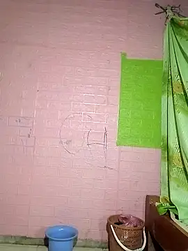 Snapshot of AmyLinee01 chatting on March 2026 02:22:02 PM AmyLinee01 online show from March 2026 02:22:02 PM