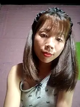 Snapshot of AmyLinee01 chatting on March 2026 05:07:02 PM AmyLinee01 online show from March 2026 05:07:02 PM