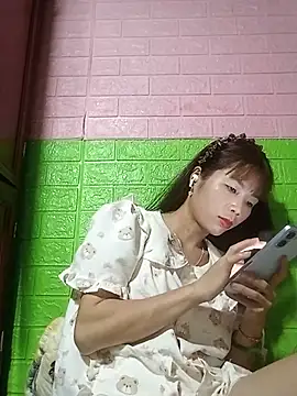 AmyLinee01 online show from June 2026 05:19:01 PM
