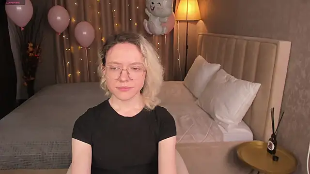 Snapshot of HottoKori chatting on March 2026 05:46:01 AM HottoKori online show from March 2026 05:46:01 AM