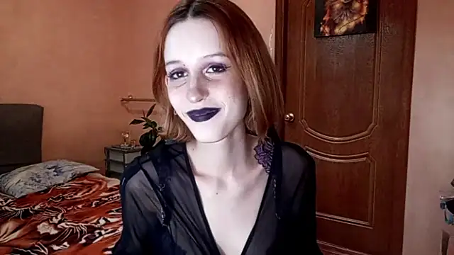 Snapshot of SirenFrost chatting on June 2026 04:11:01 PM SirenFrost online show from June 2026 04:11:01 PM