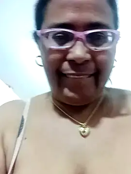 sexymomsn online show from April 2026 11:07:01 PM