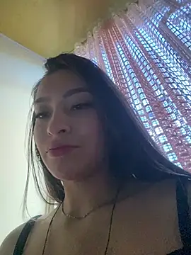 Itze Mua online show from June 2026 10:56:02 PM