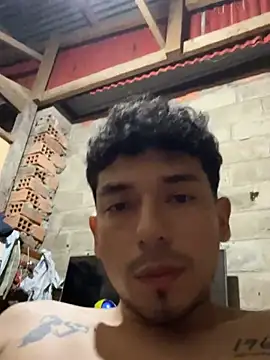 Snapshot of calientechicoloko chatting on April 2026 05:16:01 AM calientechicoloko online show from April 2026 05:16:01 AM