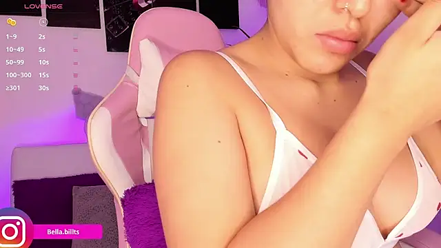 Isabellabills online show from April 2026 01:02:02 PM
