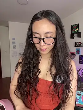 Snapshot of Aikoo_o chatting on April 2026 09:15:01 PM Aikoo o online show from April 2026 09:15:01 PM