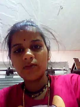 Raveena0990 online show from May 2026 02:57:01 PM