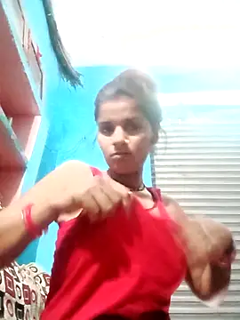 Raveena0990 online show from May 2026 06:07:01 AM