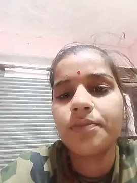 Raveena0990 online show from May 2026 08:40:02 PM