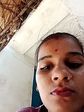 Raveena0990 online show from May 2026 09:50:02 AM