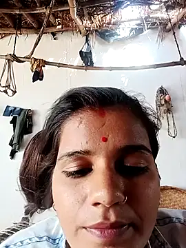 Raveena0990 online show from May 2026 10:33:02 AM