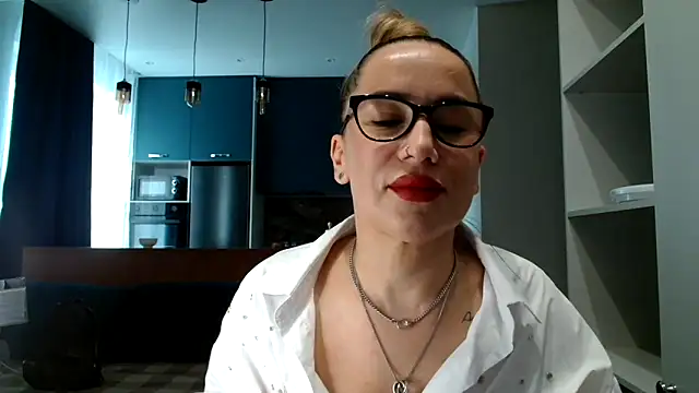 Kasara Bonny online show from March 2026 12:11:01 PM