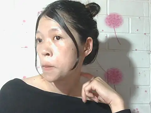 Snapshot of kimori66 chatting on May 2026 12:45:01 PM kimori66 online show from May 2026 12:45:01 PM