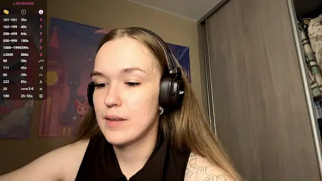DenitaSpace online show from May 2026 02:44:02 PM