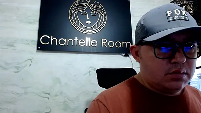 maximo daddy online show from May 2026 01:07:02 PM