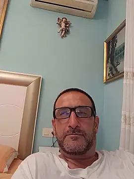 Snapshot of DanTrov79 chatting on May 2026 08:46:01 PM DanTrov79 online show from May 2026 08:46:01 PM