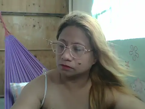 PinayChristine online show from May 2026 02:20:02 AM
