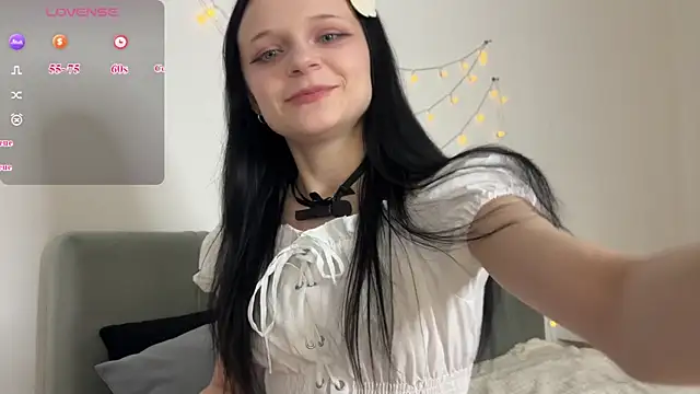 meowchaa online show from May 2026 04:23:01 PM