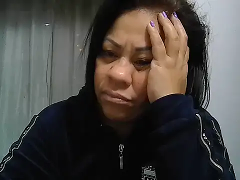 Snapshot of Veronica_missbigg chatting on June 2026 09:17:01 AM Veronica missbigg online show from June 2026 09:17:01 AM