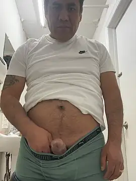 Snapshot of Crossroads5214 chatting on March 2026 07:42:01 PM Crossroads5214 online show from March 2026 07:42:01 PM