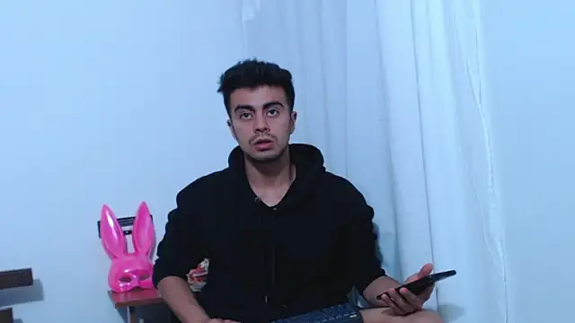 santiago luxx online show from March 2026 12:04:02 AM