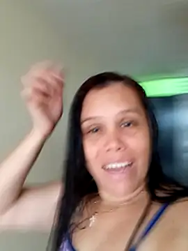 alexandra-queen online show from April 2026 05:55:01 PM