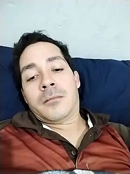 Snapshot of Gabriel_leon33 chatting on May 2026 01:44:01 AM Gabriel leon33 online show from May 2026 01:44:01 AM