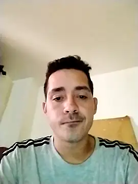 Snapshot of Gabriel_leon33 chatting on June 2026 08:35:01 PM Gabriel leon33 online show from June 2026 08:35:01 PM