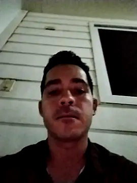 Snapshot of Gabriel_leon33 chatting on June 2026 03:16:01 AM Gabriel leon33 online show from June 2026 03:16:01 AM