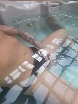 Snapshot of Cutecamboy4you chatting on April 2026 01:49:02 PM Cutecamboy4you online show from April 2026 01:49:02 PM