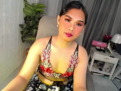 Yourgorgeousmarge online show from April 2026 02:04:02 AM