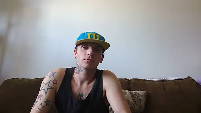 Snapshot of DavidEugeneOr chatting on April 2026 09:01:01 PM DavidEugeneOr online show from April 2026 09:01:01 PM