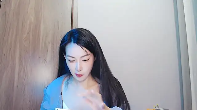 Snapshot of anan_882 chatting on April 2026 02:03:02 AM anan 882 online show from April 2026 02:03:02 AM