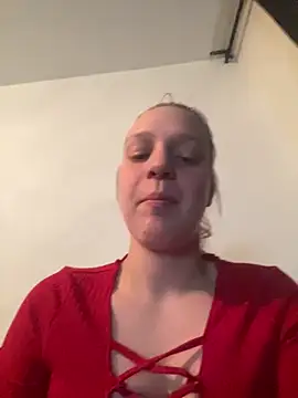 Snapshot of toxicgirl00 chatting on March 2026 10:05:01 PM toxicgirl00 online show from March 2026 10:05:01 PM