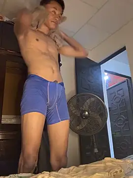 Snapshot of io_skay chatting on April 2026 09:53:01 PM io skay online show from April 2026 09:53:01 PM